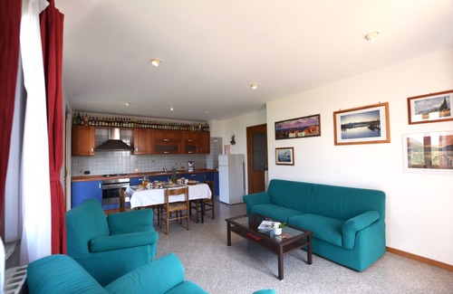 Toscolano Maderno Apartment | hilly area and view