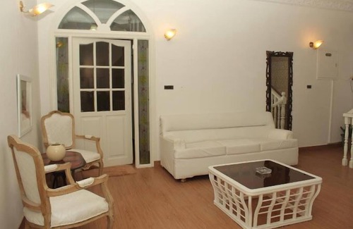 Clifton Hotel | Hilton Bay View Inn