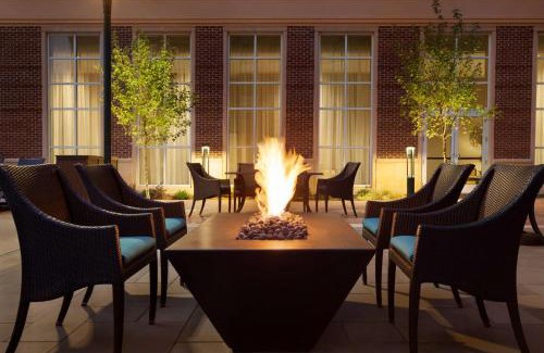 SouthPark Hotel | Hilton Garden Inn Charlotte Southpark