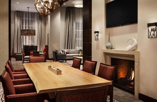 SouthPark Hotel | Hilton Garden Inn Charlotte Southpark
