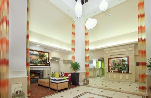 Greenbrier East Hotel | Hilton Garden Inn Chesapeake Greenbrier