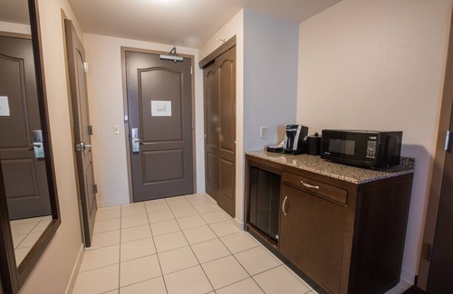 Clifton Park Hotel | Hilton Garden Inn Clifton Park