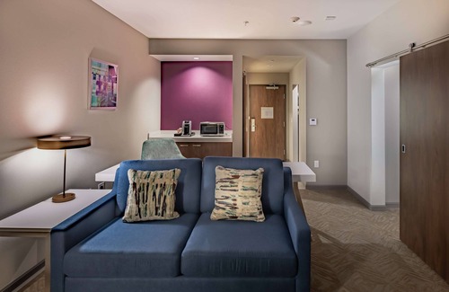 Hurst Hotel | Hilton Garden Inn Dallas at Hurst Conference Center