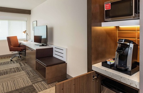 Downtown Hotel | Hilton Garden Inn Davis Downtown