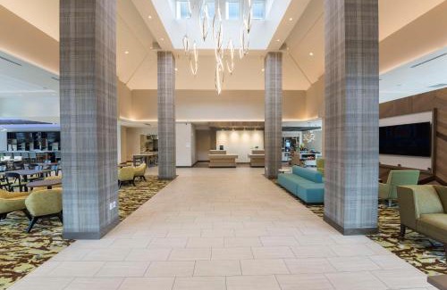 East Beltline Hotel | Hilton Garden Inn Grand Rapids East