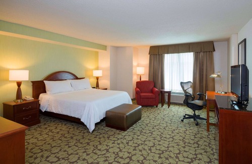 Silver Lane Hotel | Hilton Garden Inn Hartford South/Glastonbury