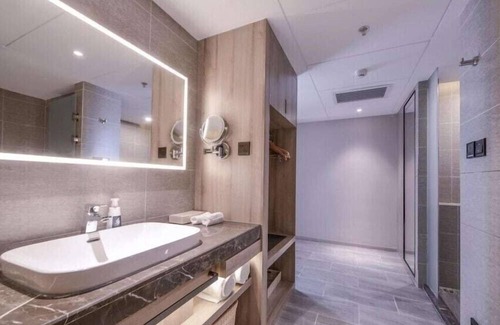 Zhuji Hotel | Hilton Garden Inn Zhuji East