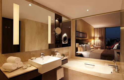 Keshav Nagar Hotel | Hilton Jaipur