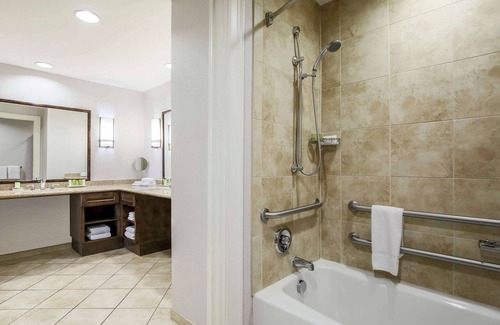 Chandler Hotel | Hilton Phoenix Chandler