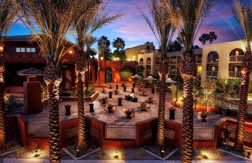 Camelback East Resort | Hilton Phoenix Resort at the Peak