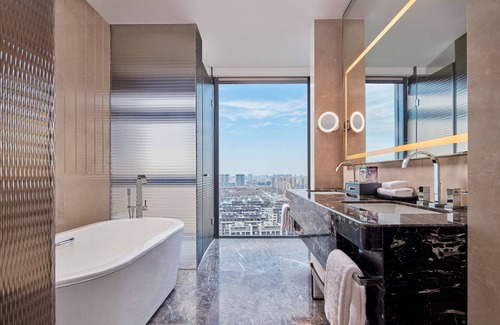 Yandu District Hotel | Hilton Yancheng