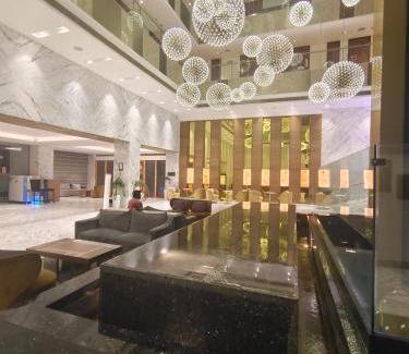 Chhota Shimla Hotel | Himland Hotel East- Walking Distance to Mall Road