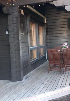 Jamsa House | HIMOS Edullista majoittumista keskellä palveluja, KOIVULA 25, Lue Majoituspaikan tiedot OHJEISTUS INFO