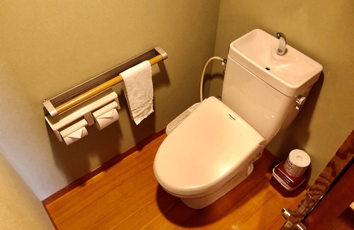 Hiroshima City Centre House | Hiroshimanoyado Aioi