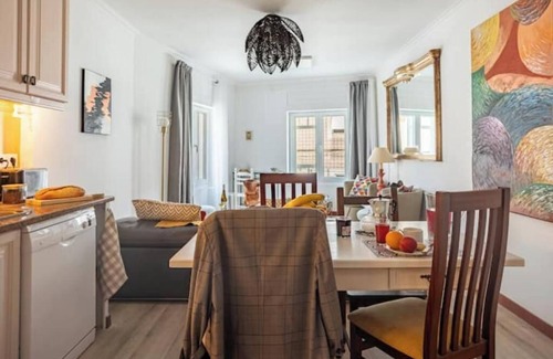 Feijo Apartment | his is Cacilhas, the River Experience