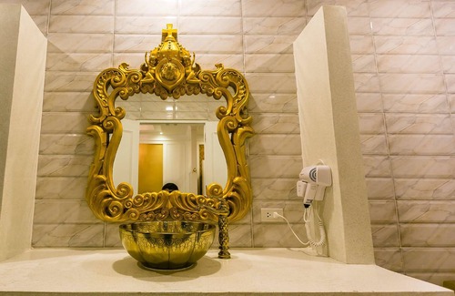 Wang Noi Hotel | Hiso Potato Resort