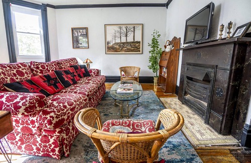 Homestead Apartment | Historic 3 Bed Apartment - Unique Experience