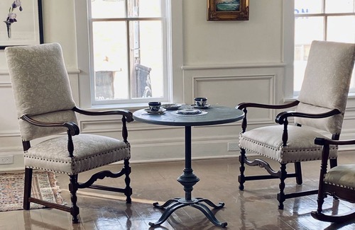Spring Grove Apartment | Historic BLUE RIBBON upstairs apartment full breakfast included in BR cafe