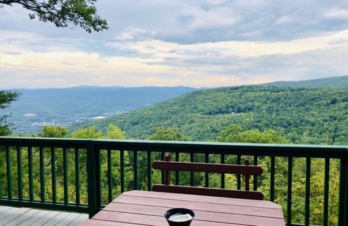 Thompson Ridge House | Historic Catskills Cottage w/Cedar Hot Tub On Top Of The World