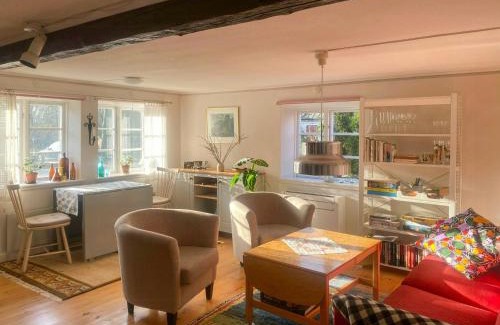 Skane-Tranas House | Historic Cottage In The Heart Of Österlen
