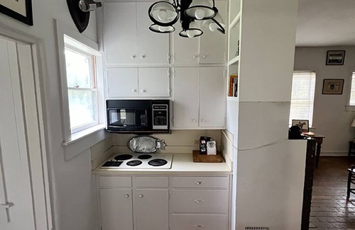 Fairhope Cottage | Historic GrandHotelFishCamp.com Cottage on Fish River in Fairhope, AL