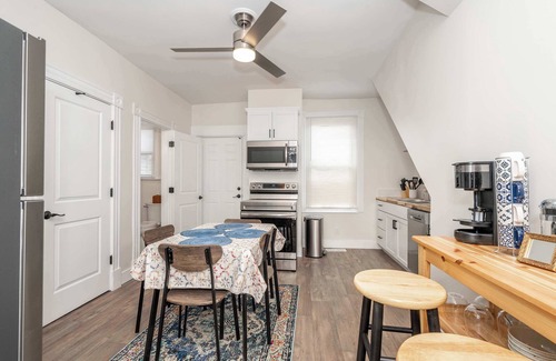 Ludlow Condo | Historic Ludlow Apt A