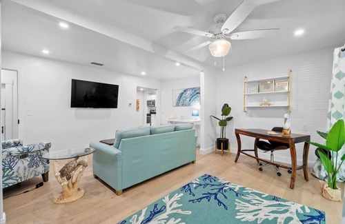 Pinewood Park House | Historic Mango House