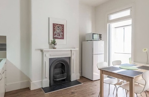 Darlinghurst House | Historic Terrace from 1877 Kings Cross