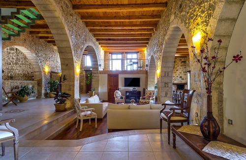 Maroulas Villa | Historic village house from the Venetian era