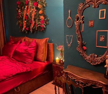 Ruettenscheid Apartment | Historic vintage Suite with Jacuzzi & Sauna