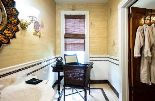 Bay City Bed & Breakfast | Historic Webster House Bed and Breakfast Inn