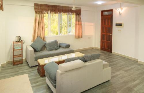 Hithaadhoo House | Hithaa Inn & Spa