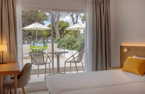 Santa Ponsa Hotel | HM Isabela - Adults Only