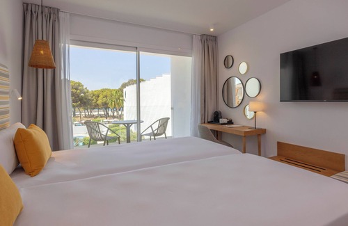 Santa Ponsa Hotel | HM Isabela - Adults Only