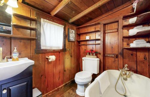 Big Bear Lake House | Hobbit House in Big Bear