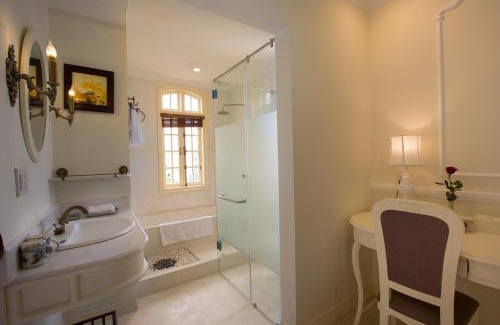 Hoi An City Centre Resort | Hoi An Garden Palace and Spa - A Boutique Inspired by Nature