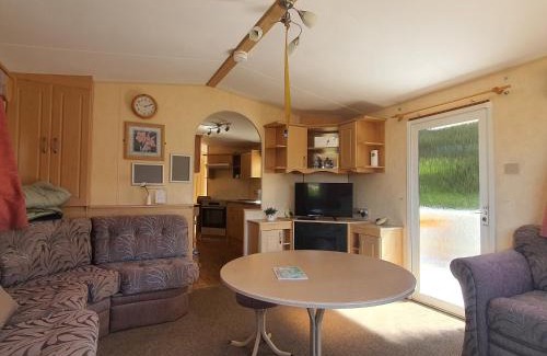 Miedzychod House | Holenderki na Zielonych Wzgórzach, Łowyń