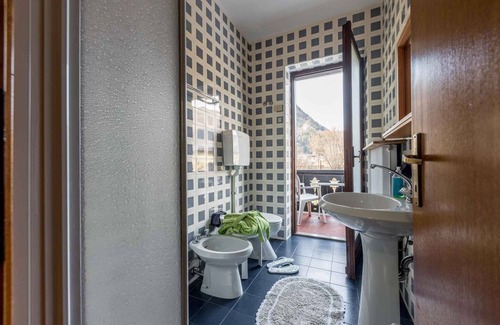 Ledro Apartment | Holiday apartment with a balcony overlooking the mountains