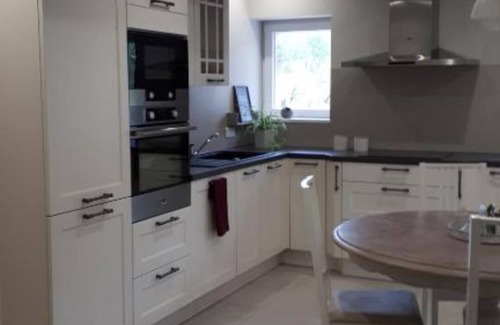 Steige Apartment | Holiday Apartment "Gite Béthanie" with Mountain View, Private Wooden Terrace & Wi-Fi
