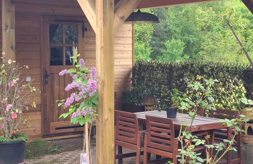 Steige Apartment | Holiday Apartment "Gite Béthanie" with Mountain View, Private Wooden Terrace & Wi-Fi
