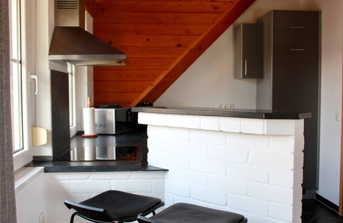 Merkendorf Apartment | Holiday Apartment 'Himmelreich' with Balcony and Wi-Fi