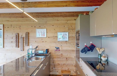 Flims Apartment | Holiday apartment Lanezzi, approx. 135m2, is in a quiet residential area.