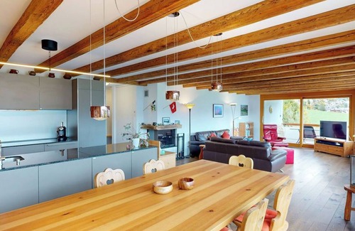 Flims Apartment | Holiday apartment Lanezzi, approx. 135m2, is in a quiet residential area.