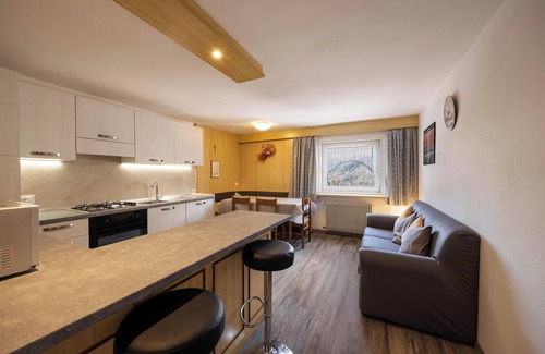Moena Apartment | Holiday Apartment Primavera 3 with Mountain View, Wi-Fi & Garden