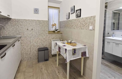 Murine Apartment | Holiday apartment with two bathrooms and two air conditioners