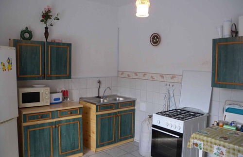 Fonyod Apartment | Holiday apartment with table tennis and pool