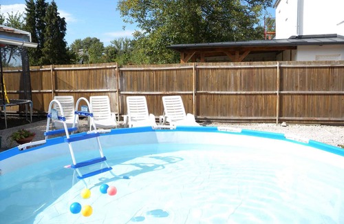 Fonyod Apartment | Holiday apartment with table tennis and pool