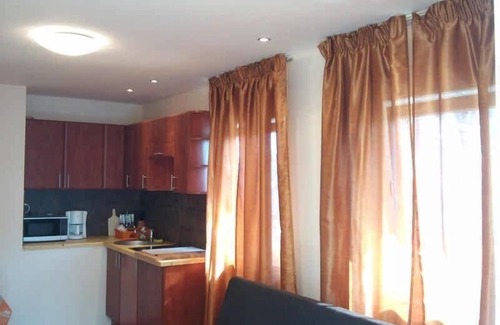 Zamardi Apartment | Holiday apartment Zamárdi for 1 - 4 persons with 2 bedrooms - Twin house