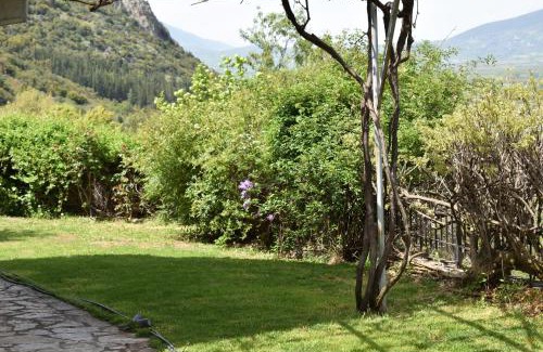 Lilaia House | Holiday Cottage