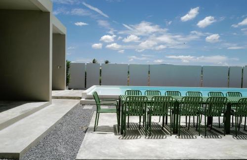 Pak Chong Villa | holiday fever x the pool
